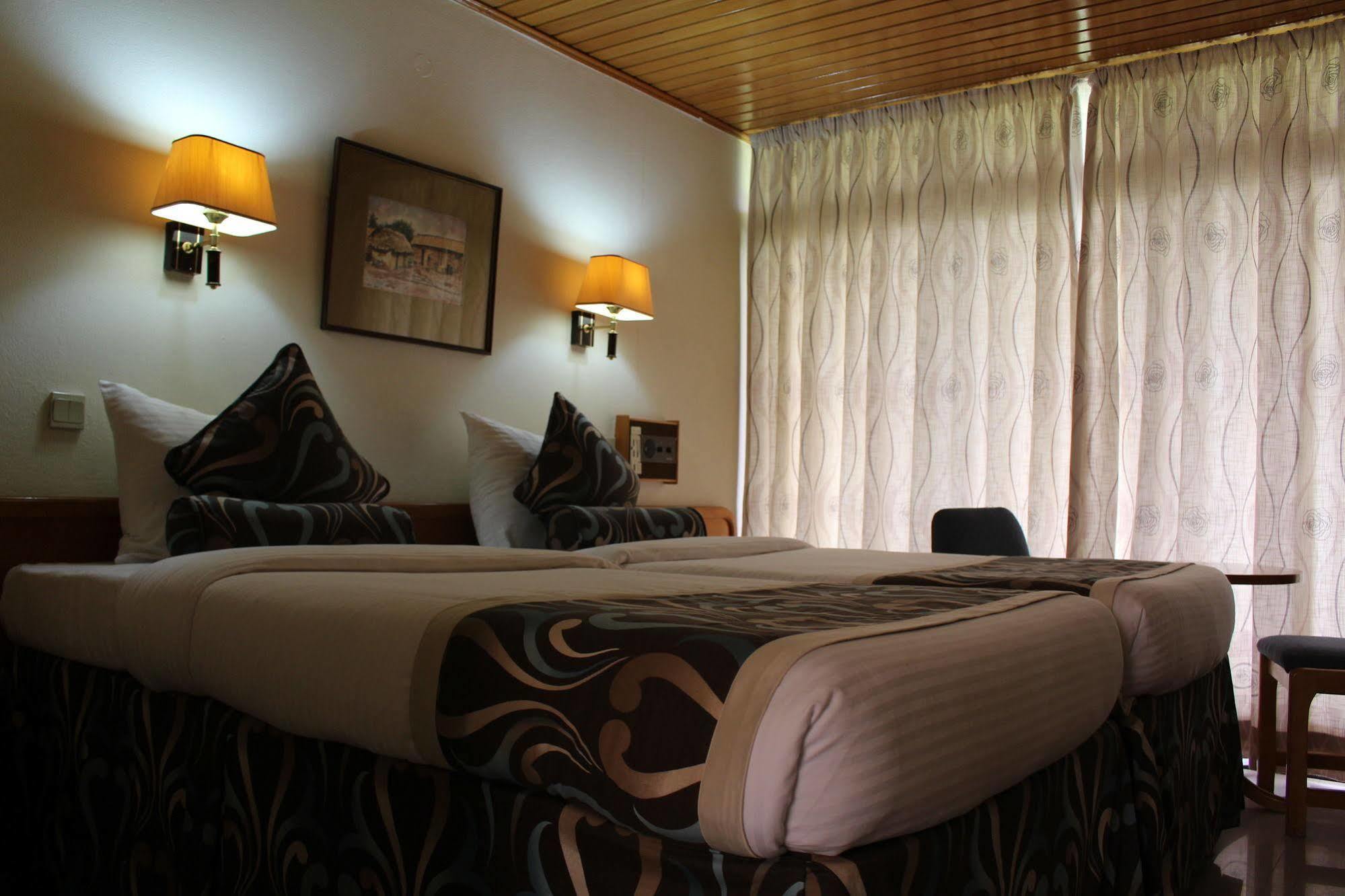 Volta Hotel Akosombo Exterior foto